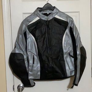 Woman’s Armored Leather Motorcycle Riding Jacket